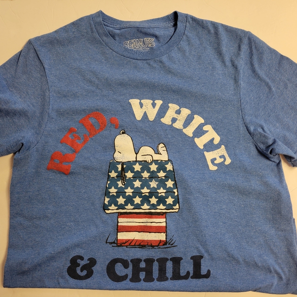 Peanuts Snoopy USA Fitted Tee